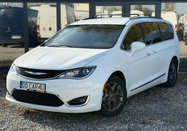 CHRYSLER Pacifica 