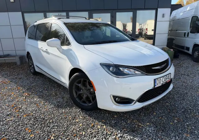 CHRYSLER Pacifica 