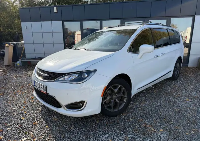 CHRYSLER Pacifica 