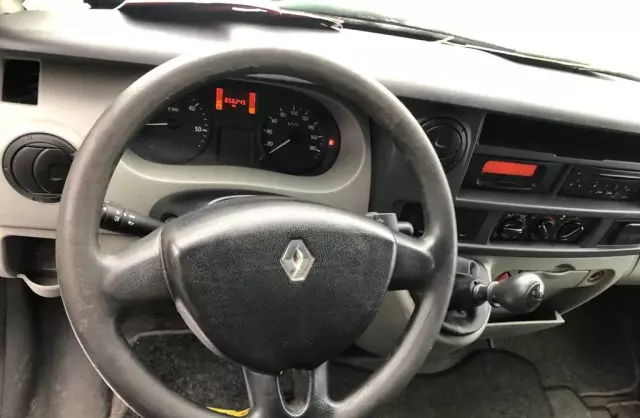RENAULT Master 