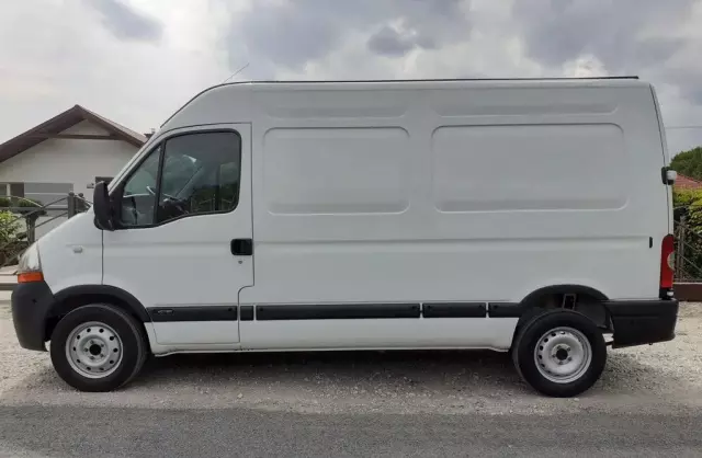RENAULT Master 