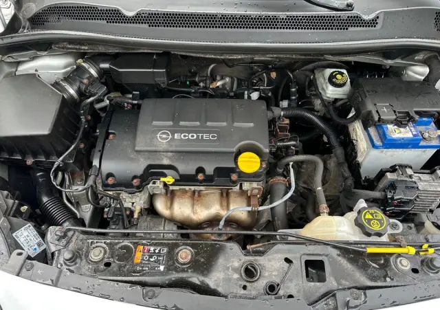 OPEL Corsa 1.2 Selection