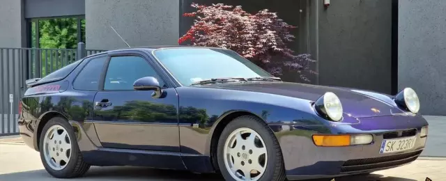 PORSCHE 968 