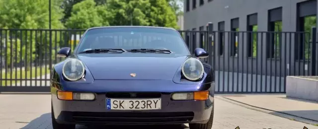 PORSCHE 968 