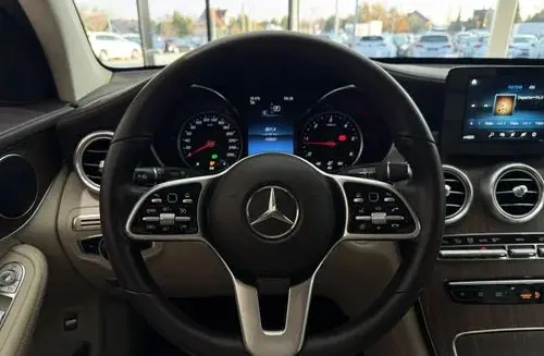MERCEDES-BENZ GLC 