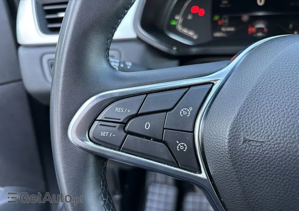 RENAULT Captur 1.0 TCe Techno