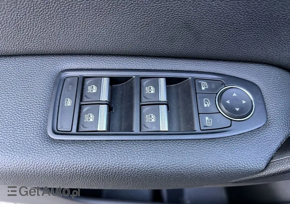 RENAULT Captur 1.0 TCe Techno