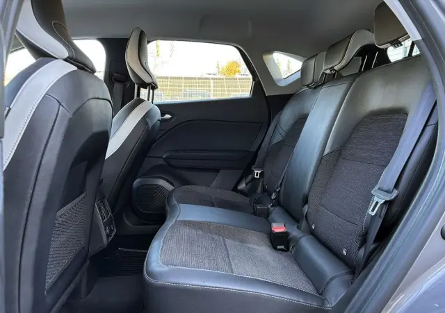 RENAULT Captur 1.0 TCe Techno