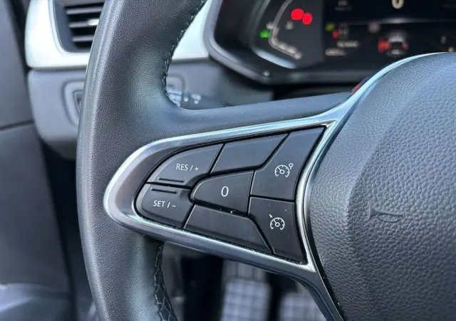 RENAULT Captur 1.0 TCe Techno