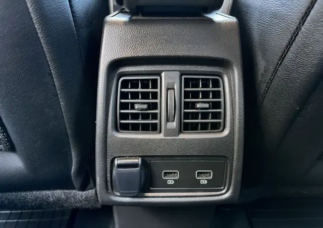 RENAULT Captur 1.0 TCe Techno