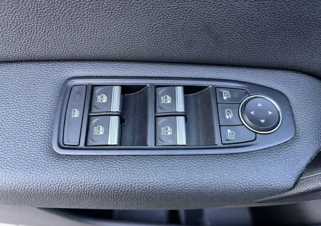 RENAULT Captur 1.0 TCe Techno