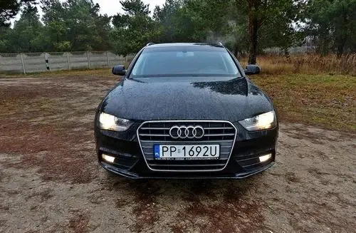 AUDI A4 
