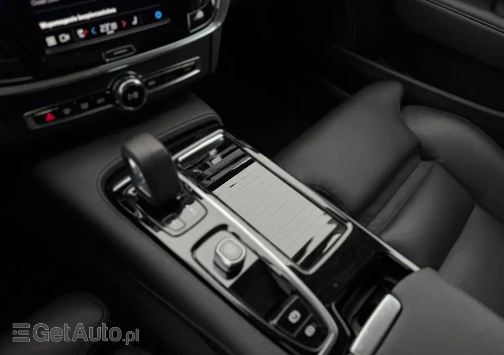VOLVO V90 T6 Recharge AWD Geartronic Inscription