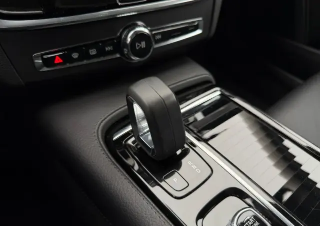 VOLVO V90 T6 Recharge AWD Geartronic Inscription