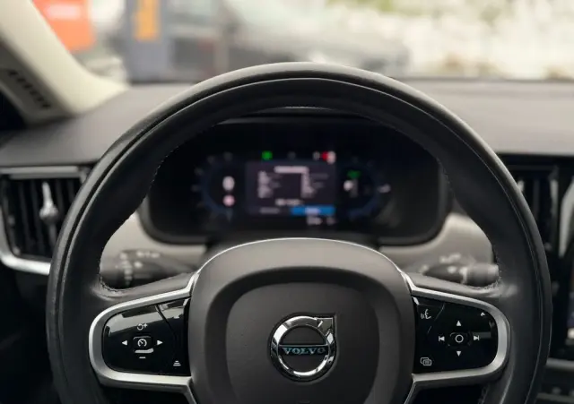 VOLVO V90 T6 Recharge AWD Geartronic Inscription