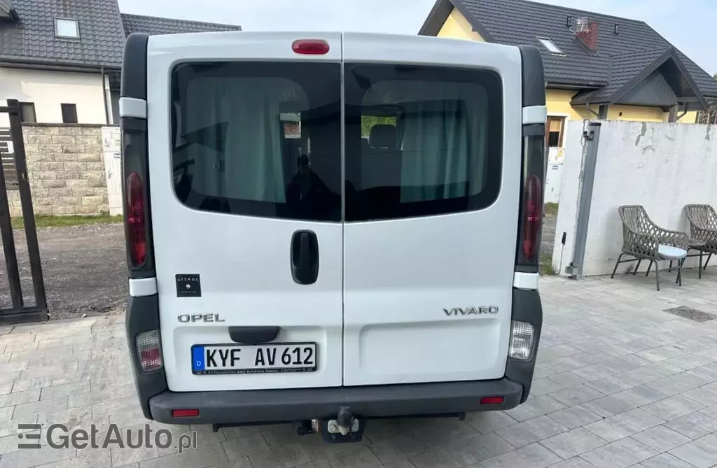 OPEL Vivaro 