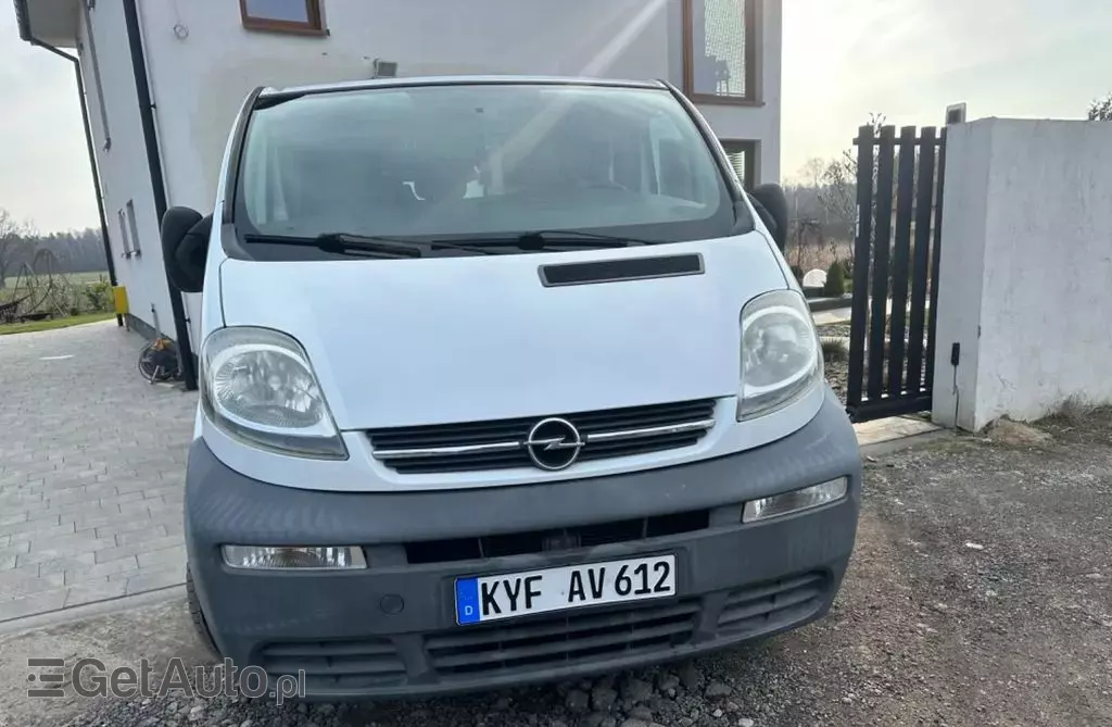 OPEL Vivaro 