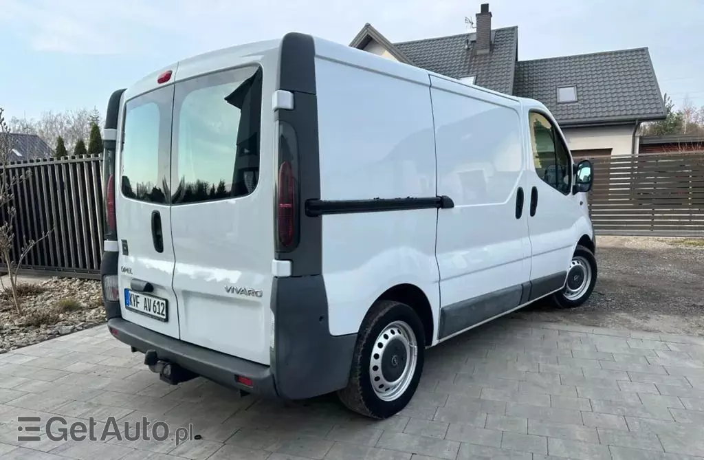 OPEL Vivaro 