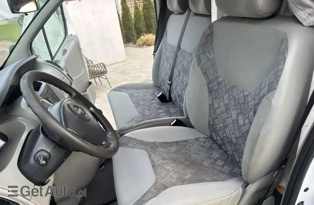OPEL Vivaro 