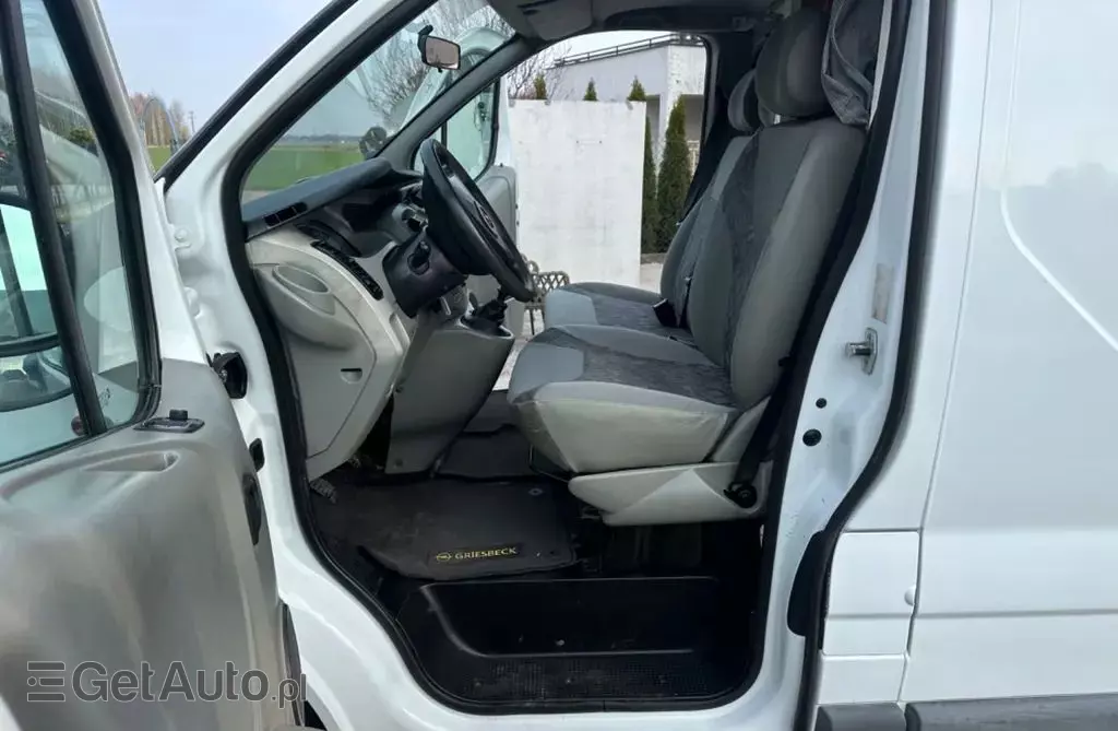 OPEL Vivaro 