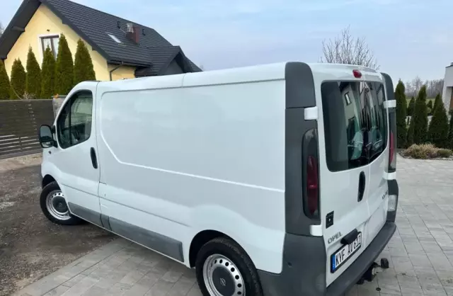 OPEL Vivaro 
