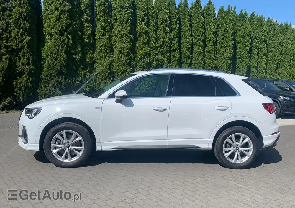 AUDI Q3 40 TFSI quattro S tronic S line