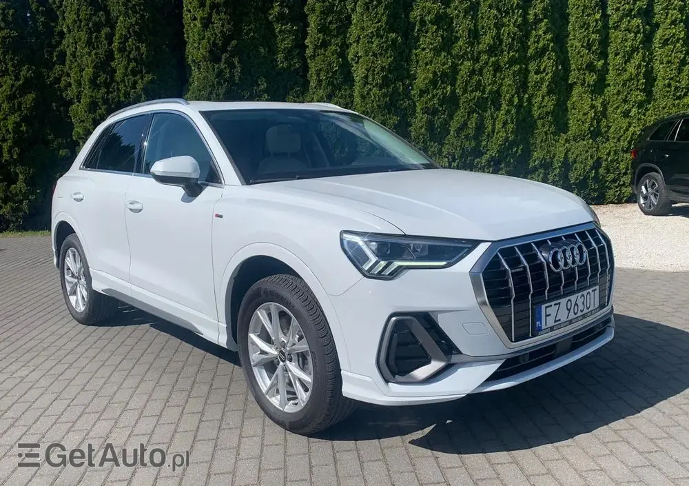 AUDI Q3 40 TFSI quattro S tronic S line
