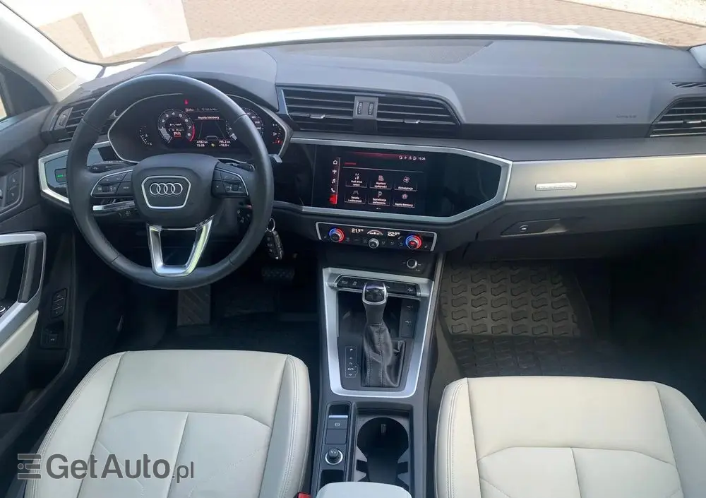 AUDI Q3 40 TFSI quattro S tronic S line