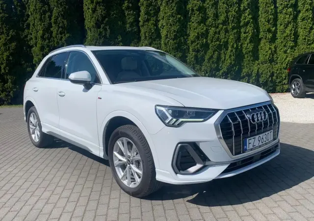 AUDI Q3 40 TFSI quattro S tronic S line