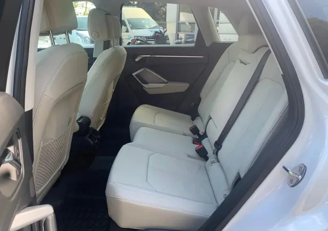 AUDI Q3 40 TFSI quattro S tronic S line