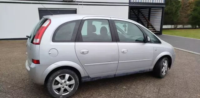 OPEL Meriva 