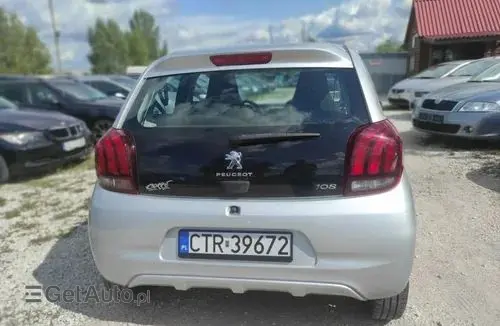 PEUGEOT 108 