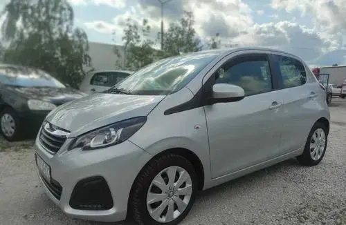 PEUGEOT 108 