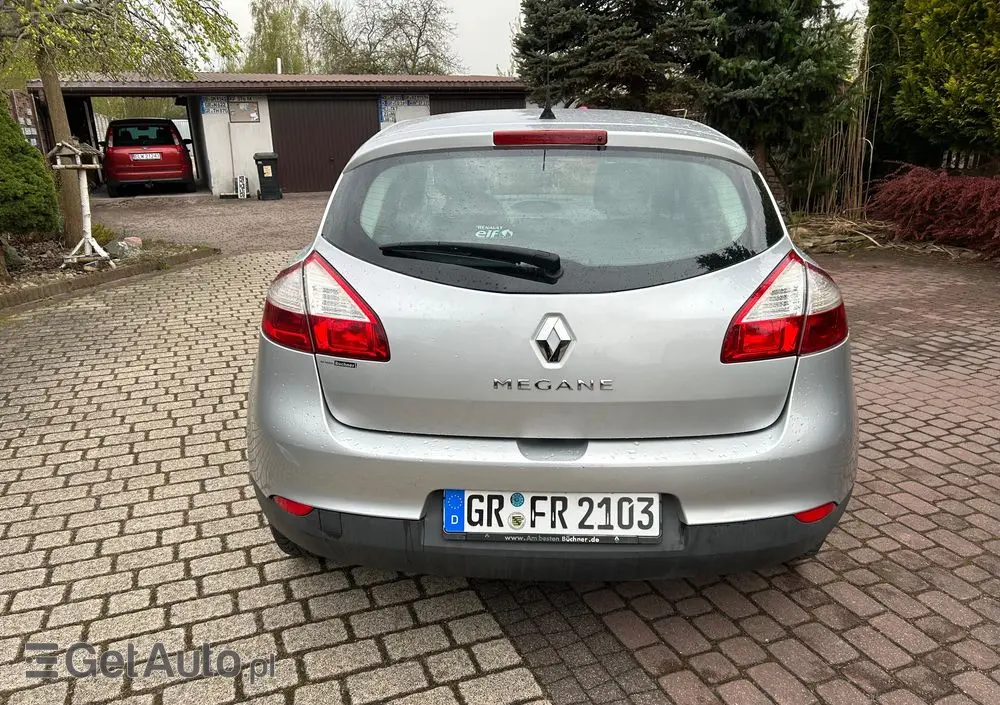 RENAULT Megane 