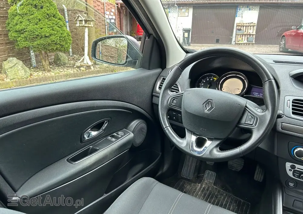 RENAULT Megane 