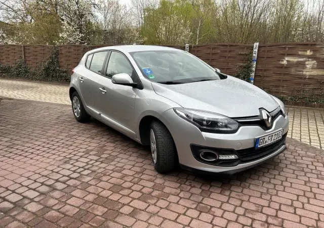 RENAULT Megane 