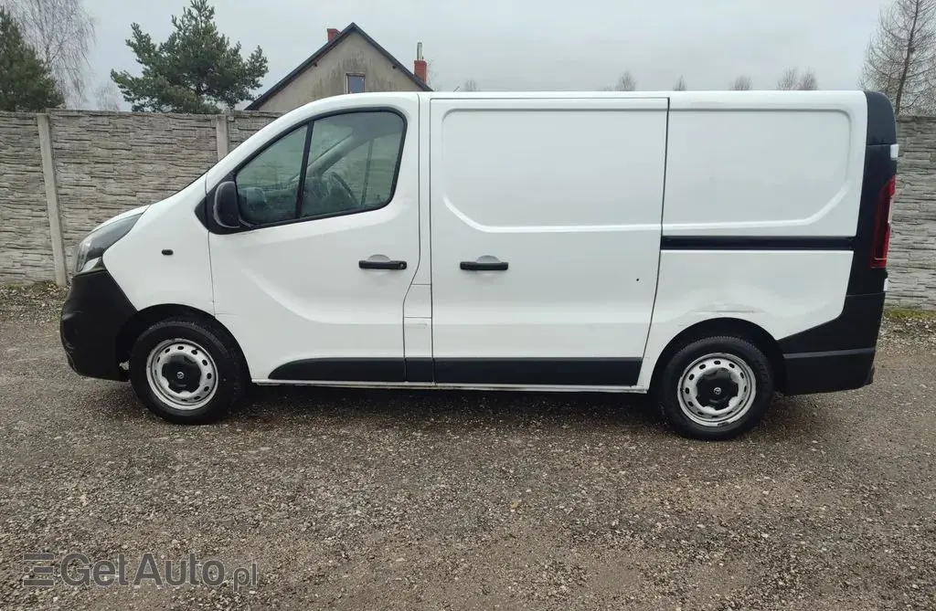 OPEL Vivaro 