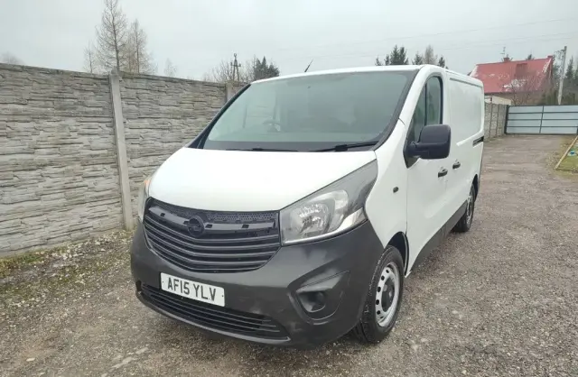 OPEL Vivaro 