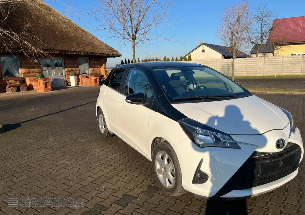 TOYOTA Yaris 1.0 Comfort