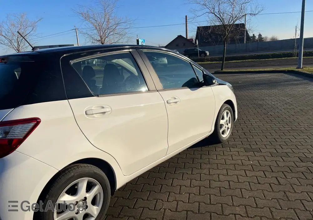 TOYOTA Yaris 1.0 Comfort