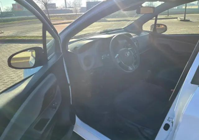 TOYOTA Yaris 1.0 Comfort