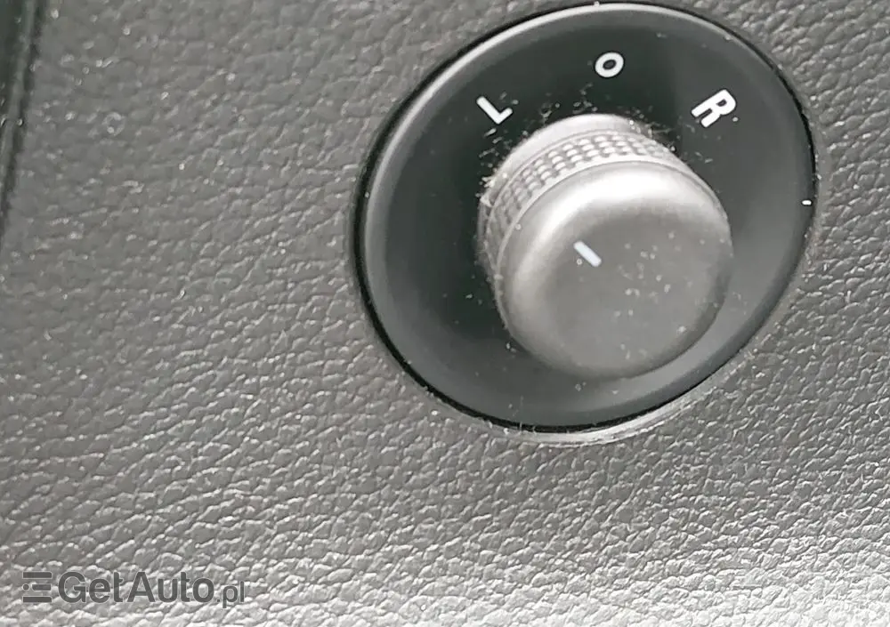 OPEL Astra 1.6 Automatik Cosmo