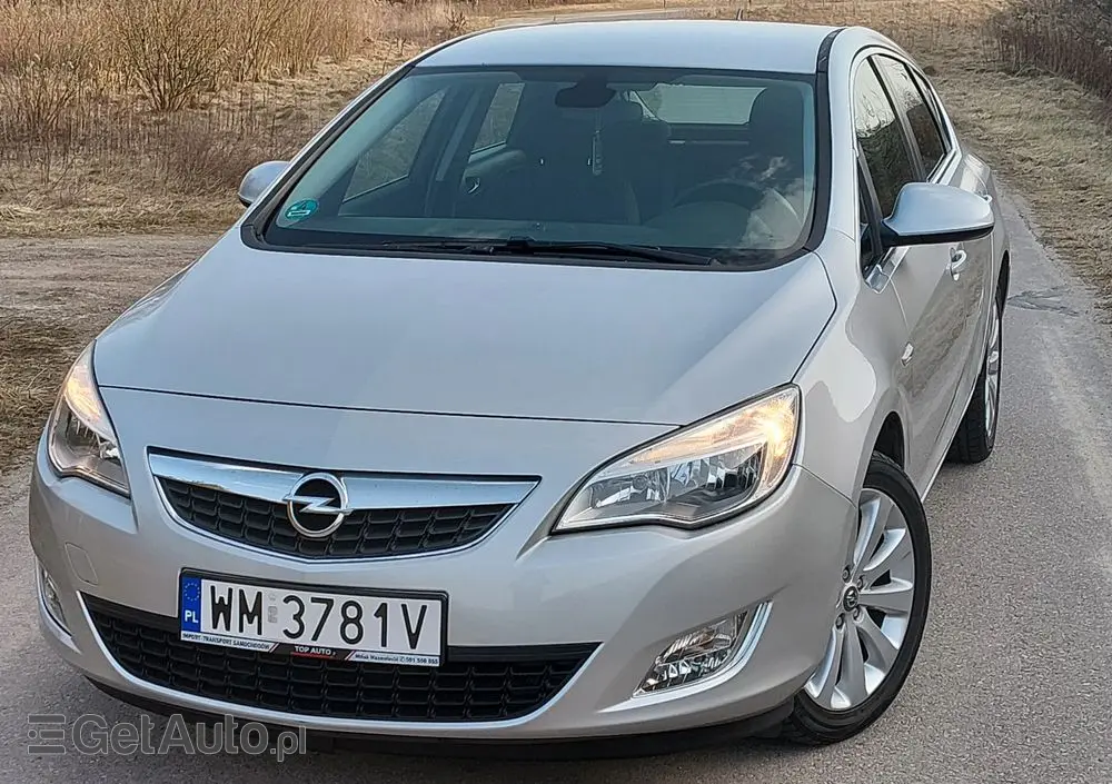 OPEL Astra 1.6 Automatik Cosmo