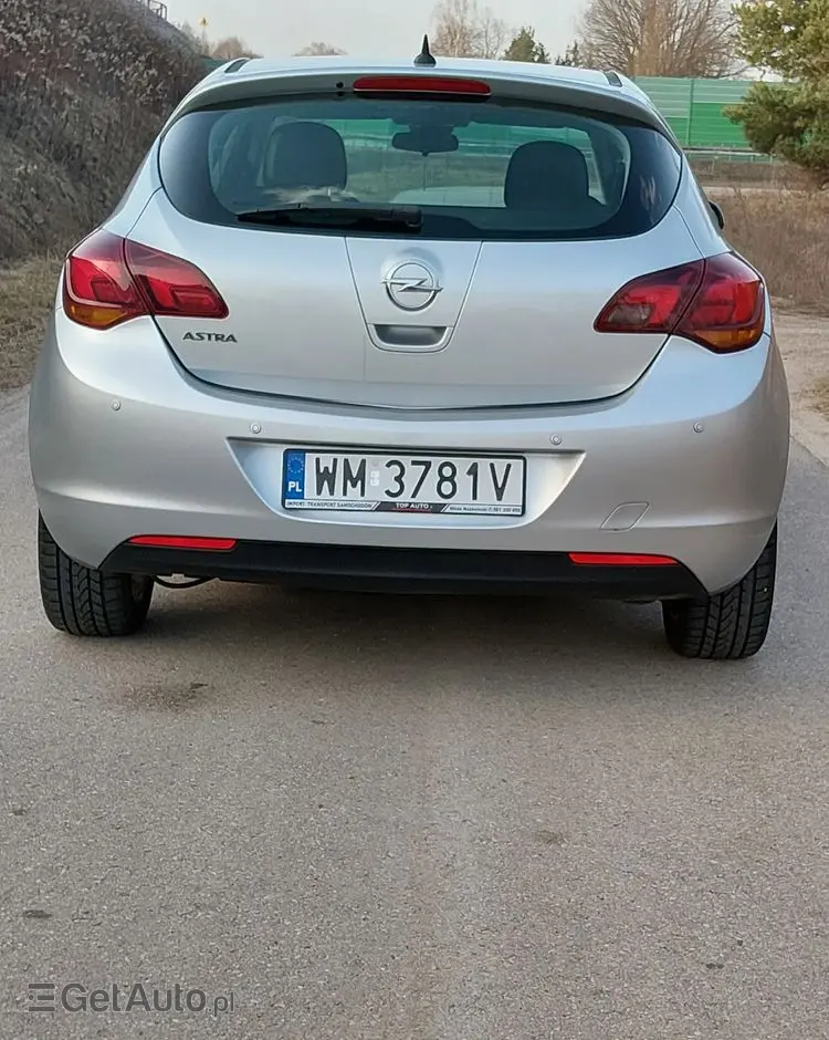 OPEL Astra 1.6 Automatik Cosmo
