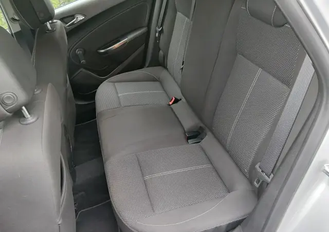 OPEL Astra 1.6 Automatik Cosmo