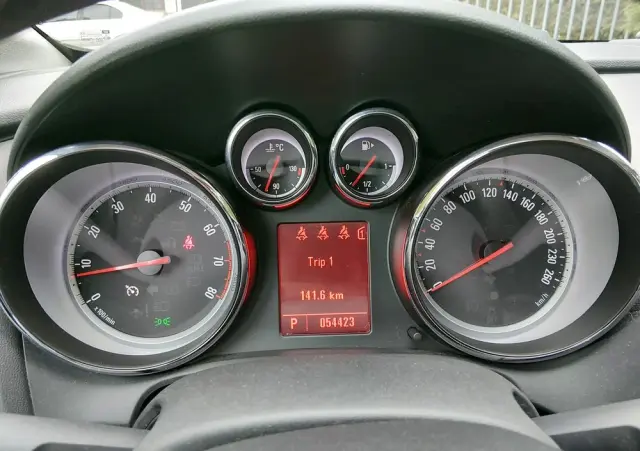 OPEL Astra 1.6 Automatik Cosmo