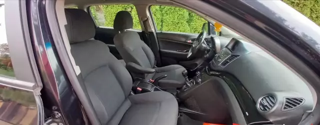 CHEVROLET Orlando 2.0 TD (131 KM)