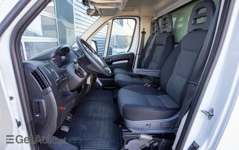 FIAT Ducato 2.3 KONTENER + WINDA dHollandia 750kg 