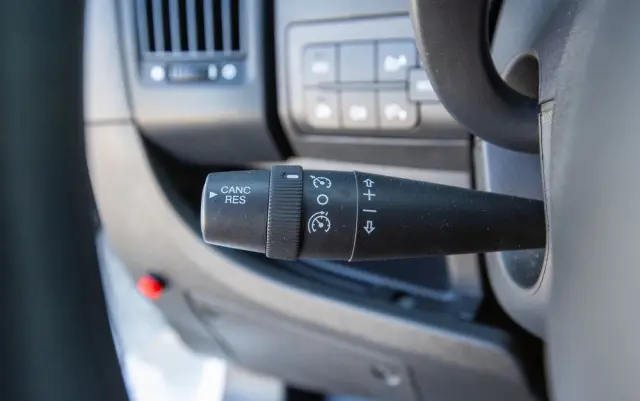 FIAT Ducato 2.3 KONTENER + WINDA dHollandia 750kg 