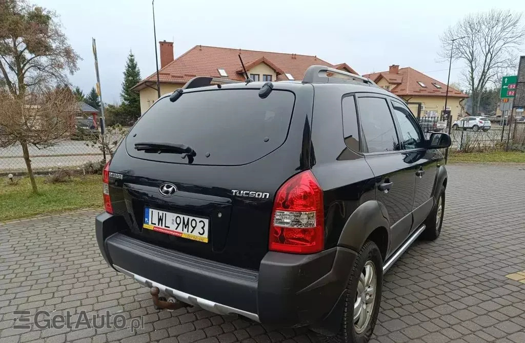 HYUNDAI Tucson 